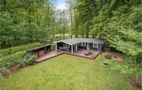 Stunning Home In Kruså With Wifi